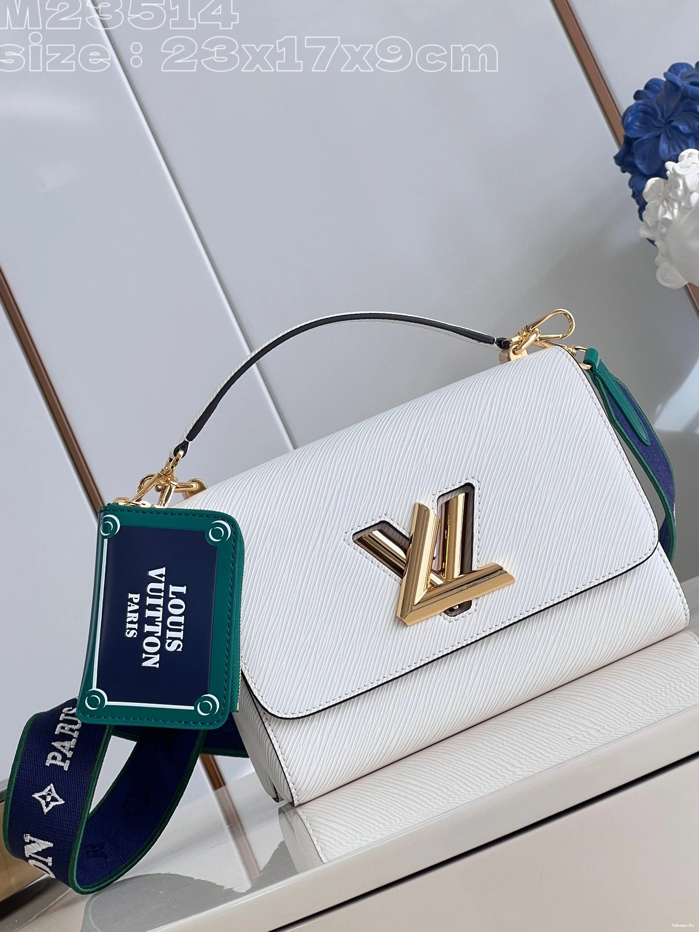 VUITTON TWIST LOUIS MM 0130